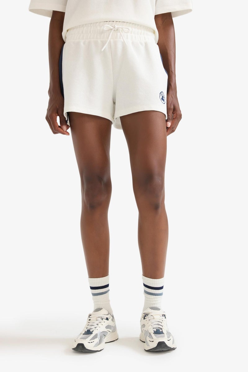 DeFacto Beige Woman DeFactoFit NBA Boston Celtics Standard Fit Waffle Shorts Casual - Image 5